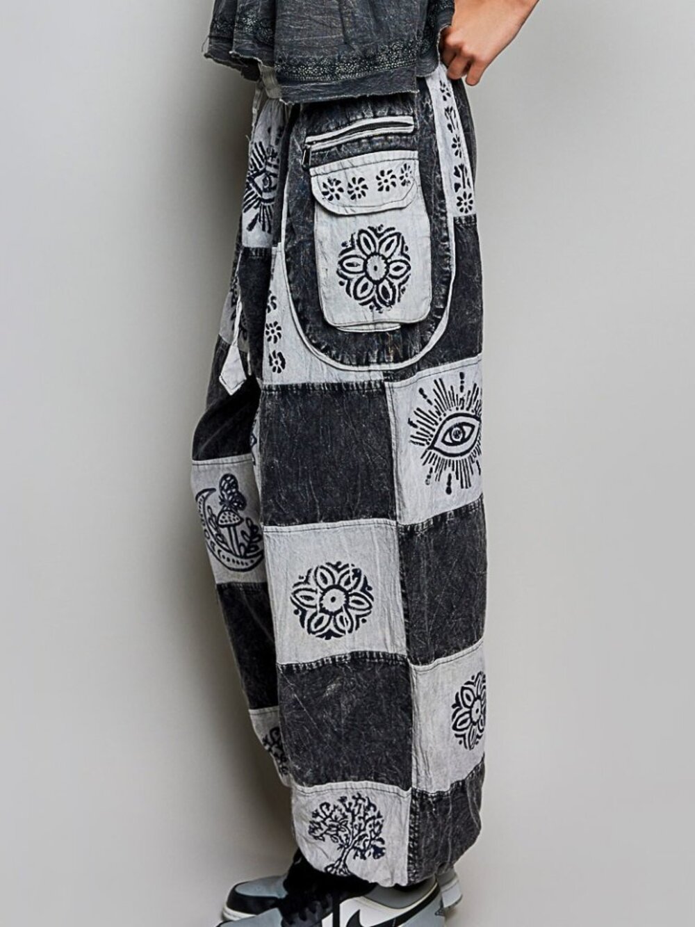 POL Drawstring High-Rise Patchwork Jogger Pants - Picture 2 of 5